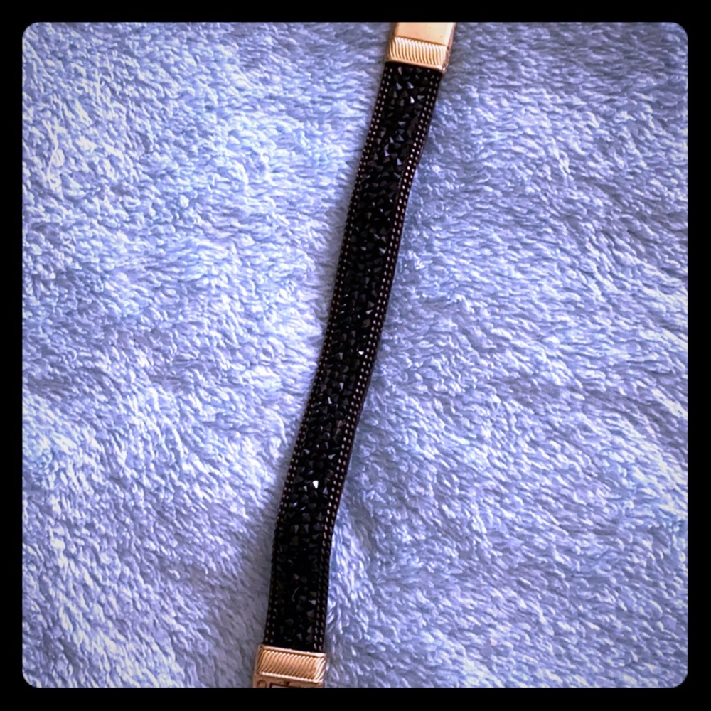 Black beaded bracelet